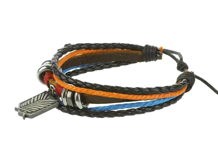 Brazalete envolvente con colgante de la Legión (CoolChange)