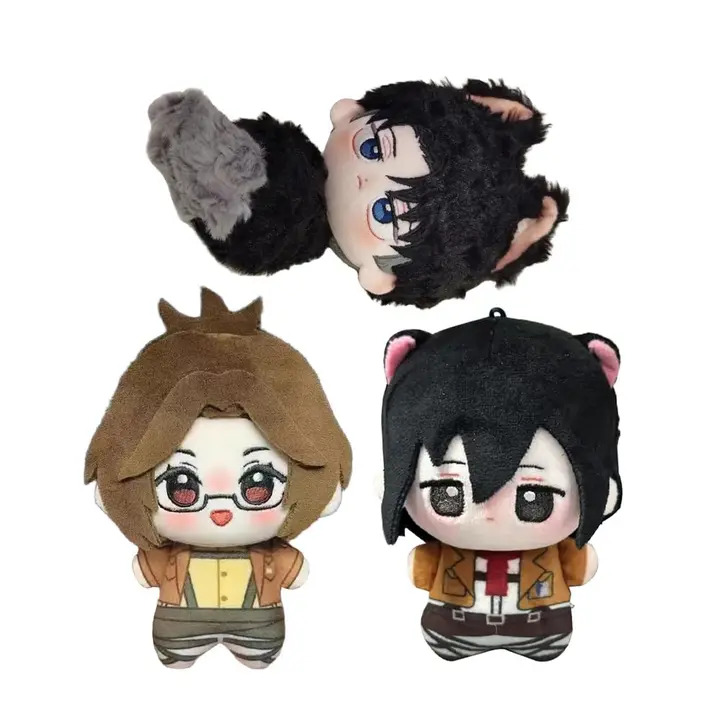Pack de 3 colgantes de peluche Levi, Eren y Hange de 10 cm